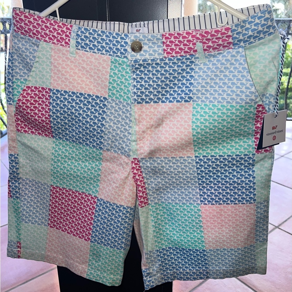 NEW with tags Vineyard Vines for Target boys shorts . Size XL ( 16 ) .